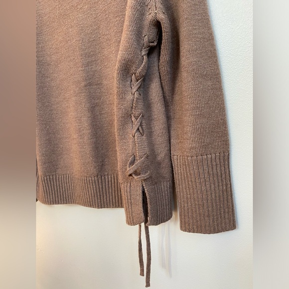 Athleta Womens M Sweater MERINO NOPA SWEATER Lace Up Brown Heather 100% Wool - Picture 4 of 9